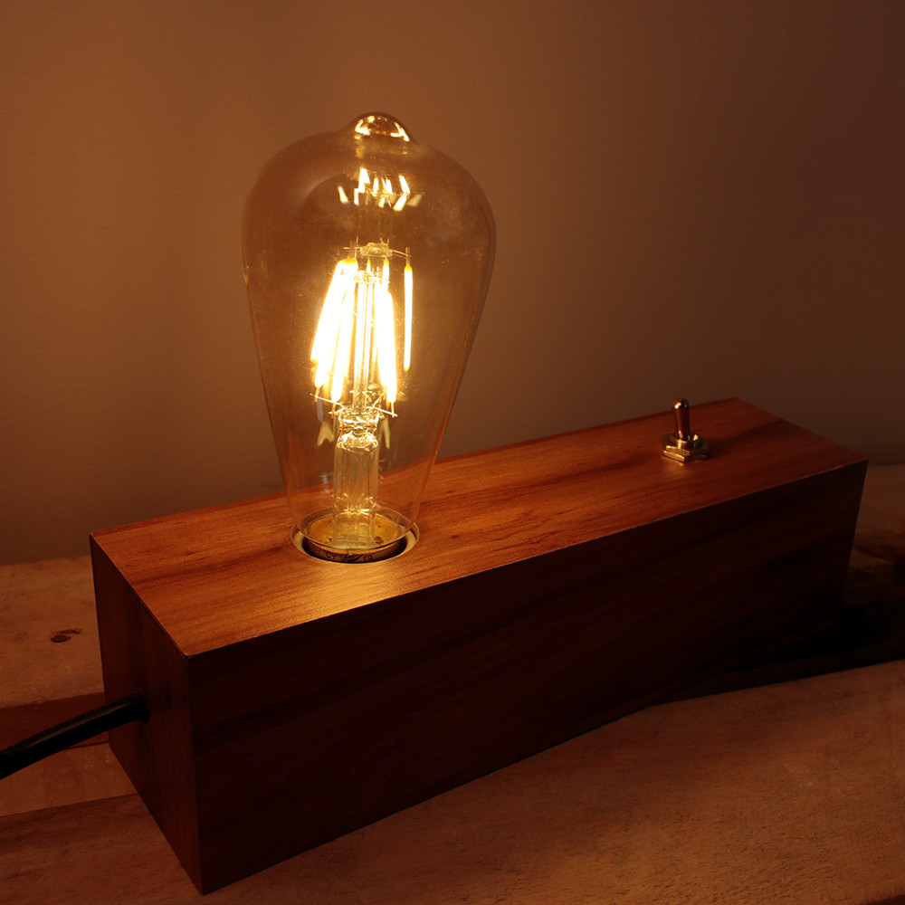 Kit com 6 Lâmpadas Filamento LED Retrô ST64 4W – Ilumine com Estilo Vintage!